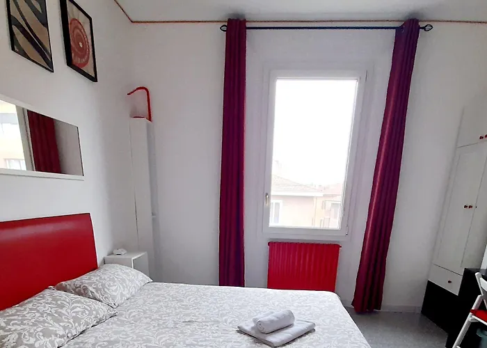 Bologna Homestay B&B 住宿加早餐酒店 *