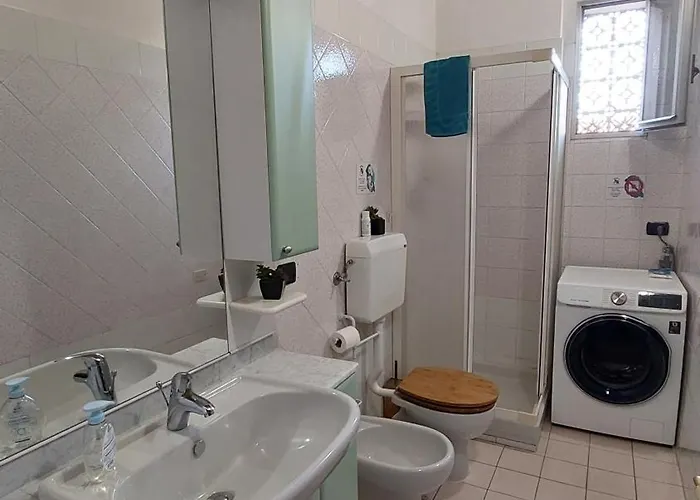 Couette-café Bologna Homestay B&B *