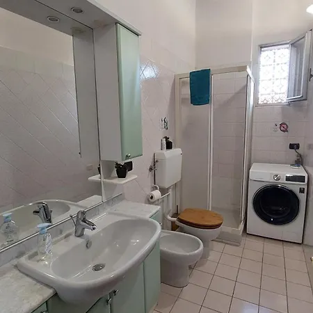 Oda ve Kahvaltı Bologna Homestay *