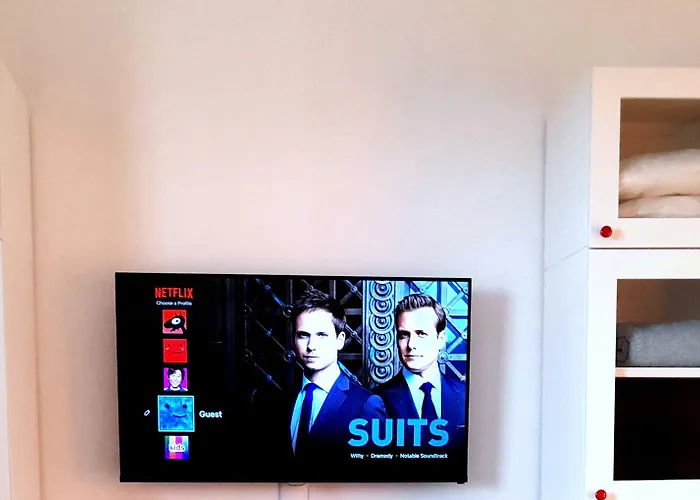 Bologna Homestay B&B *